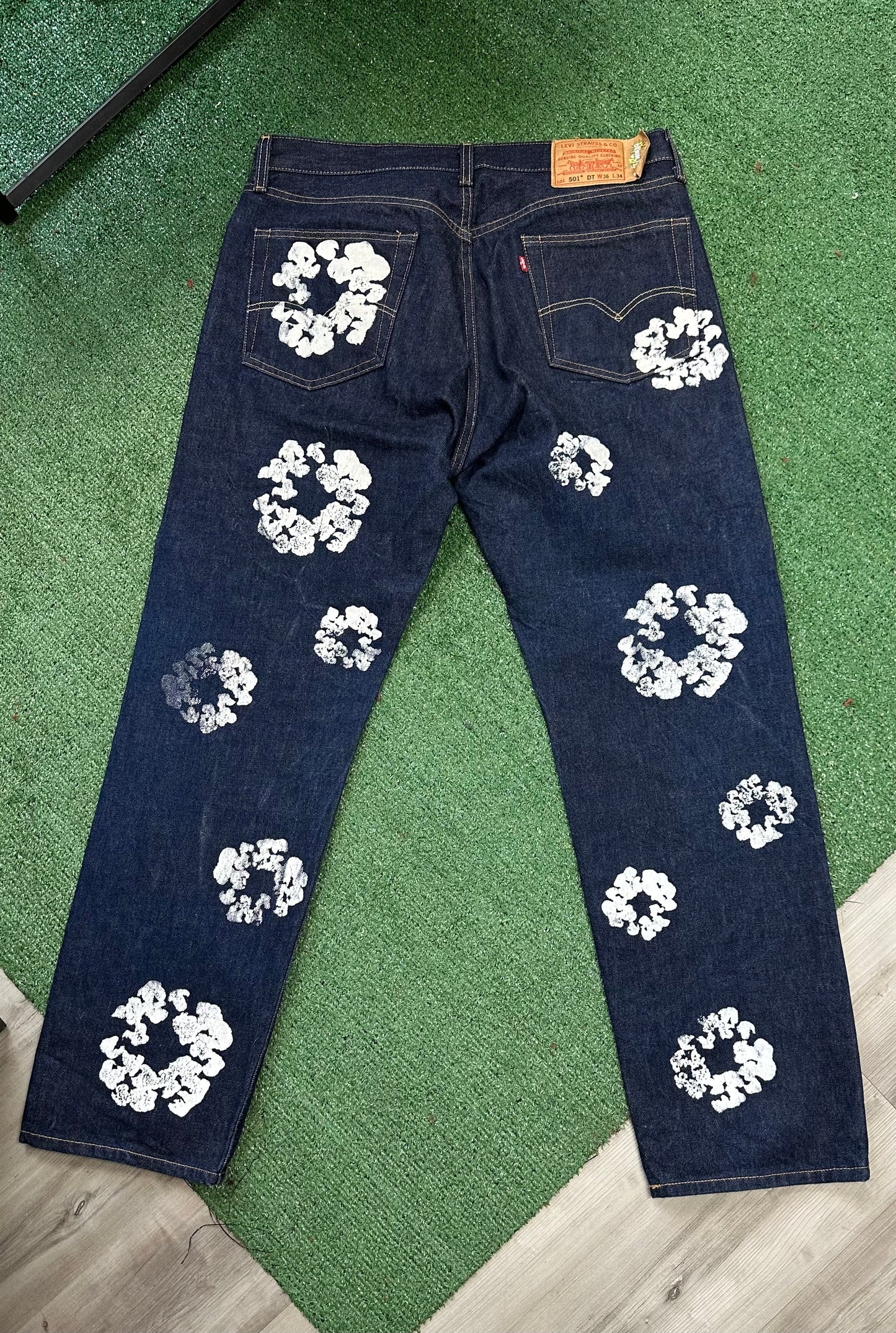 Denim Tears Cotton Wreath x 501 Levi Jeans