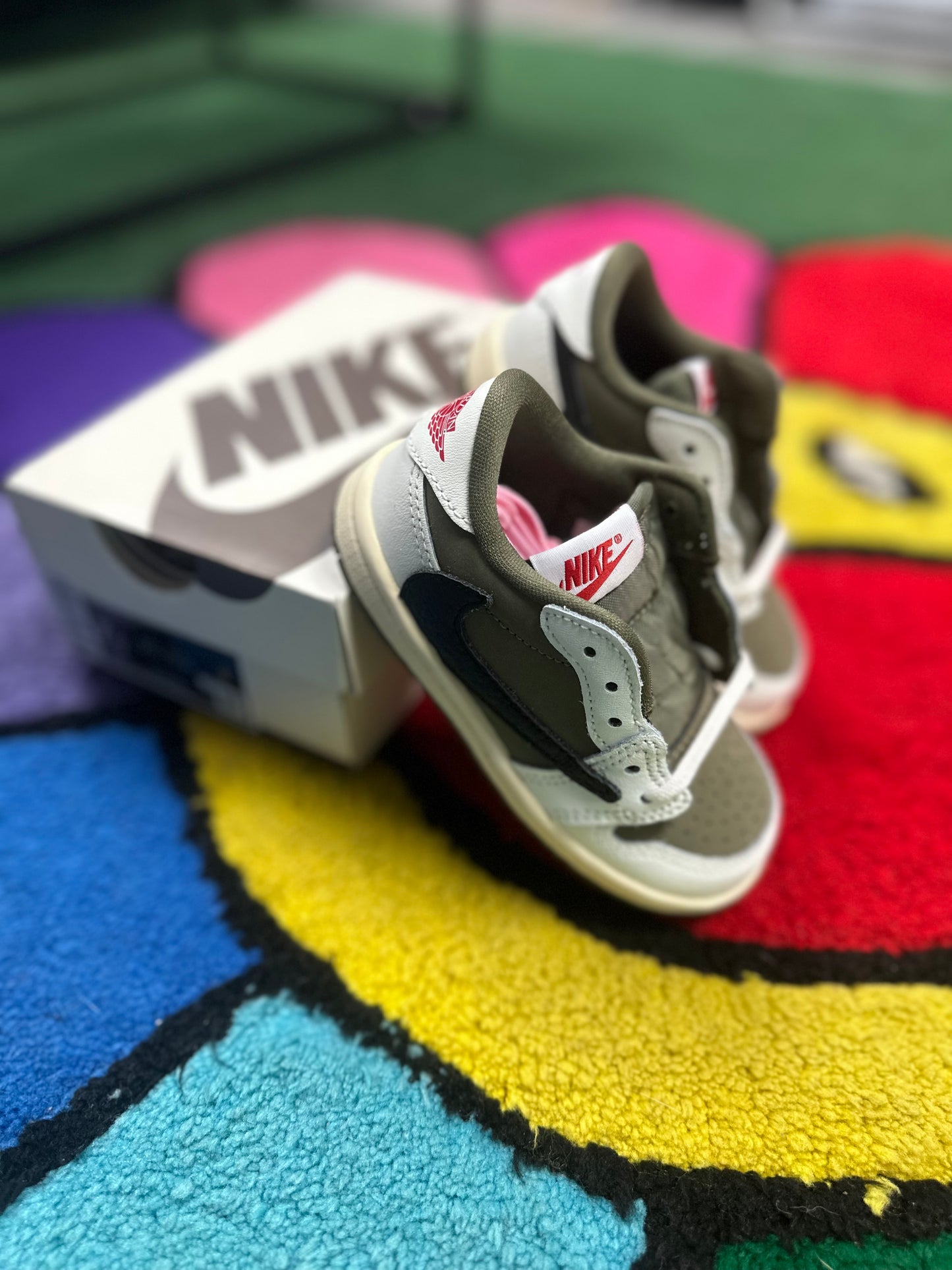 Jordan 1 Retro Low OG SP “Travis Scott Medium Olive”