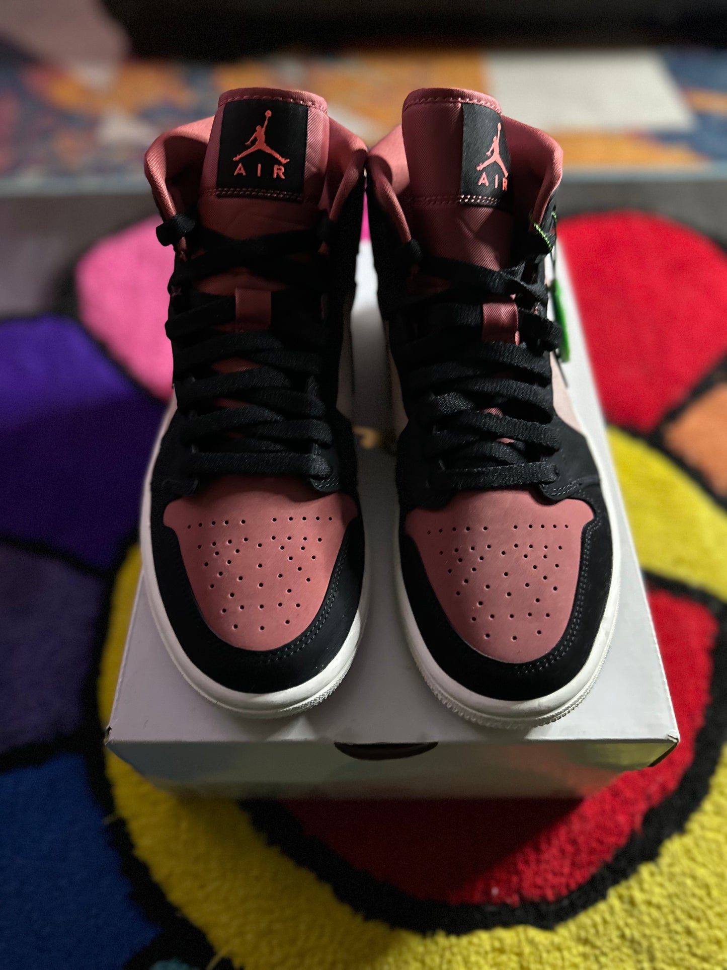 Jordan 1 Mid “Canyon Rust” (W)