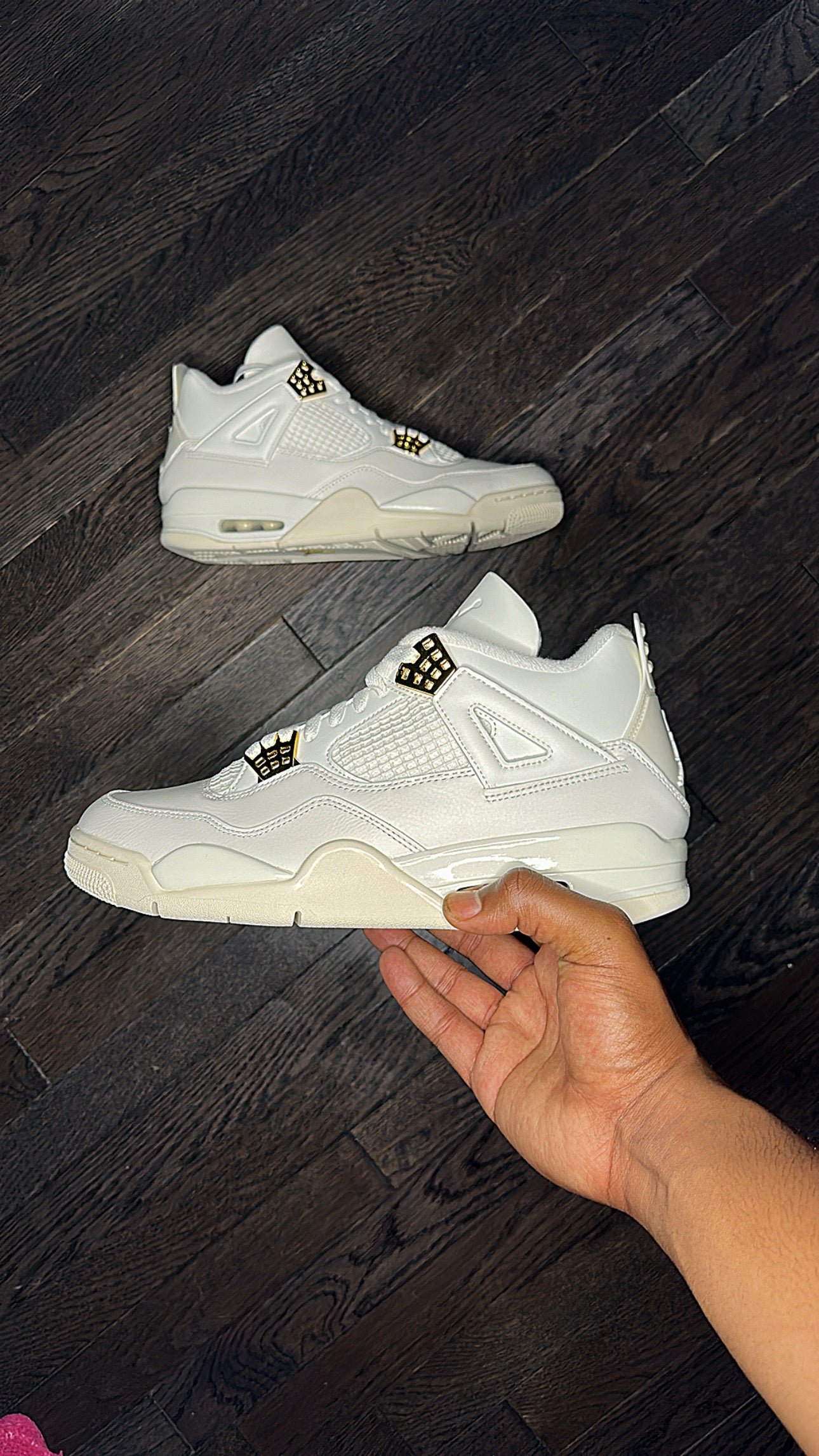 Jordan 4 Retro “Metallic Gold”