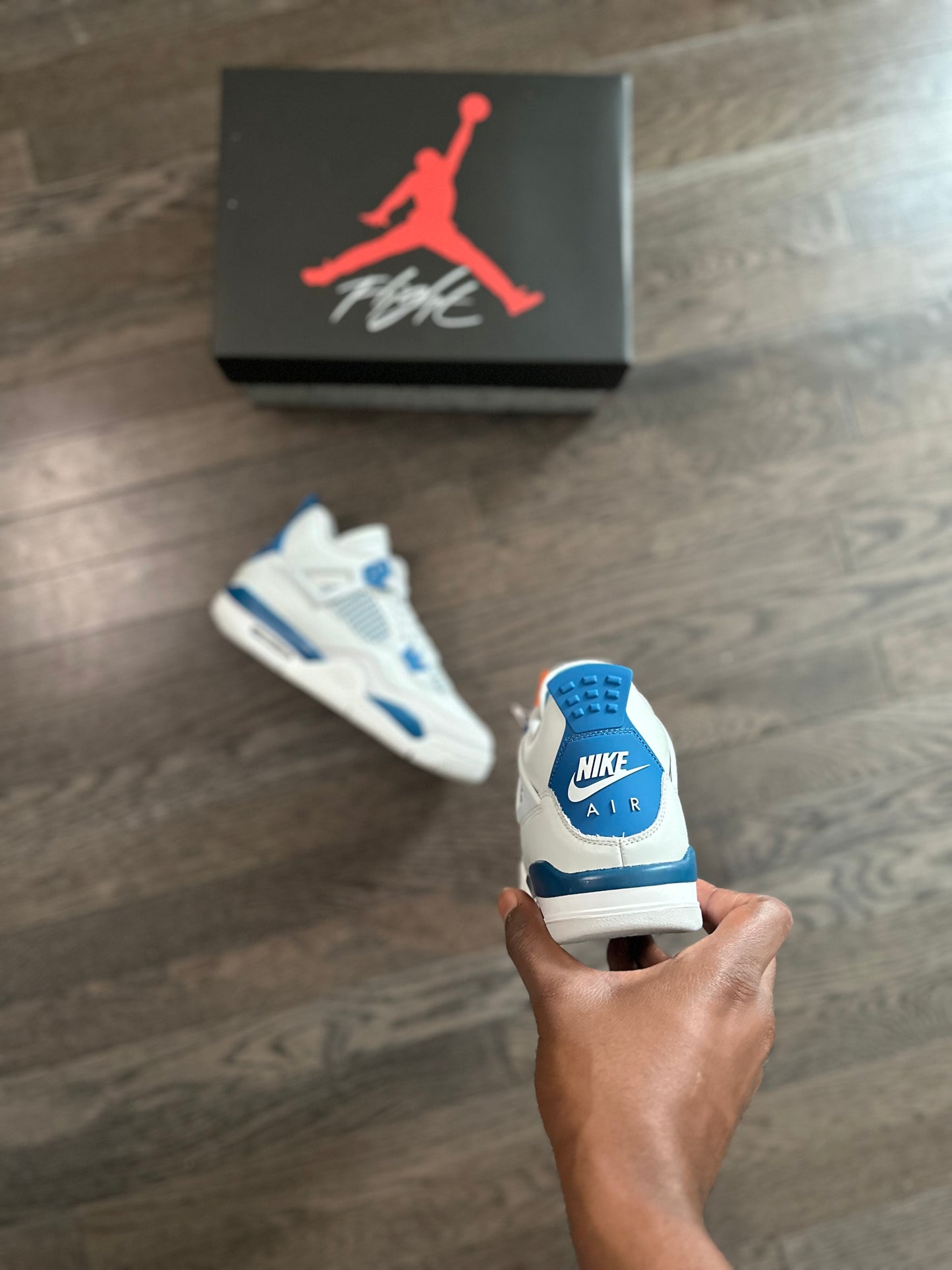 Jordan 4 Retro ‘Military Blue”(2024)