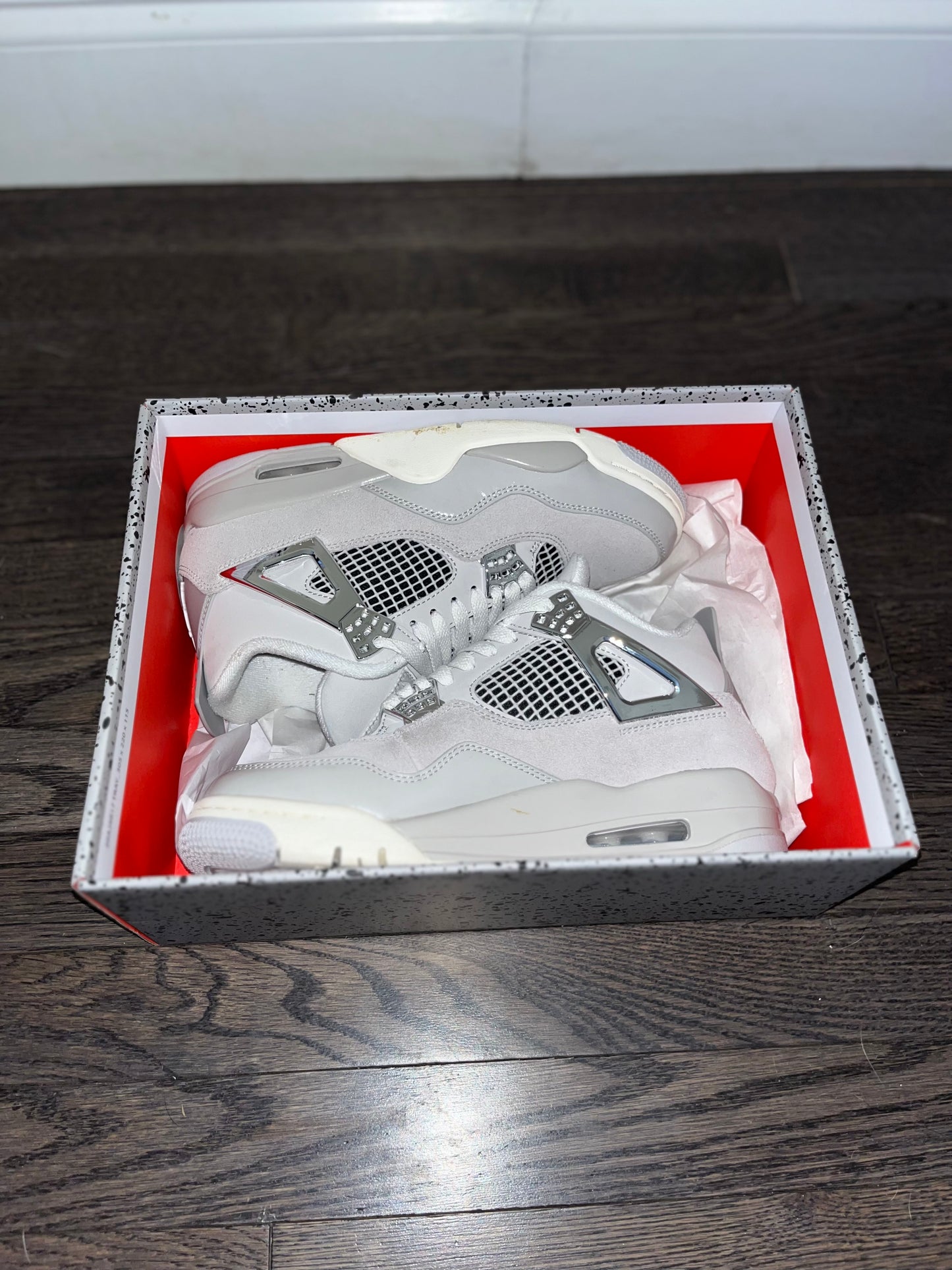 Air Jordan 4 Retro “ Frozen Moments”