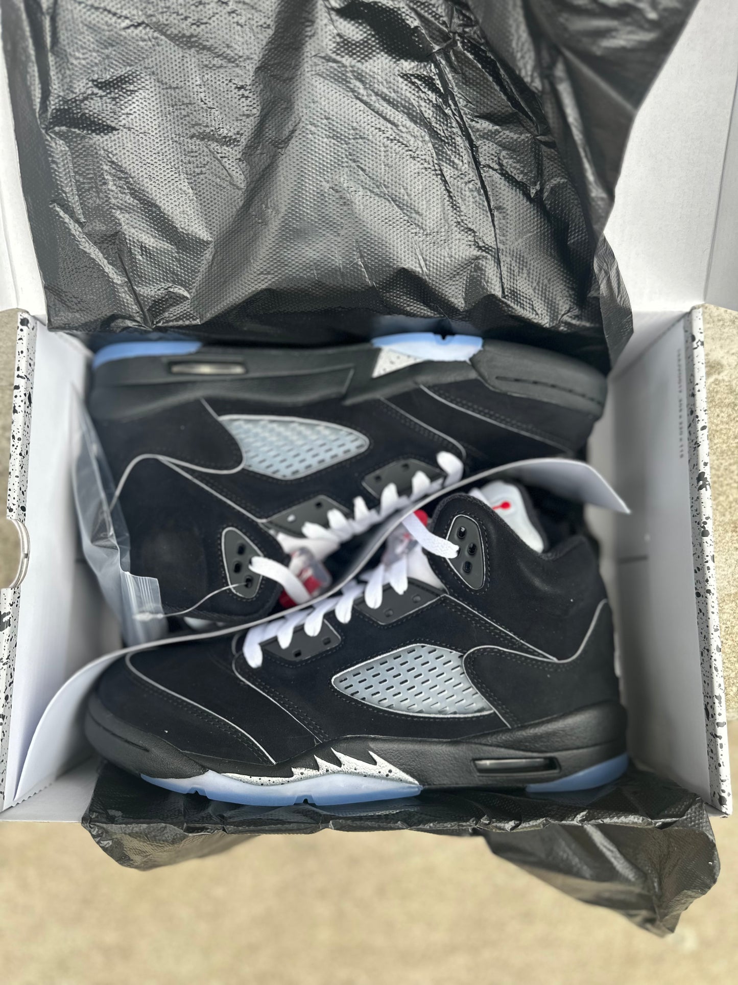 Jordan 5 Retro OG “Black Metallic Reimagined”