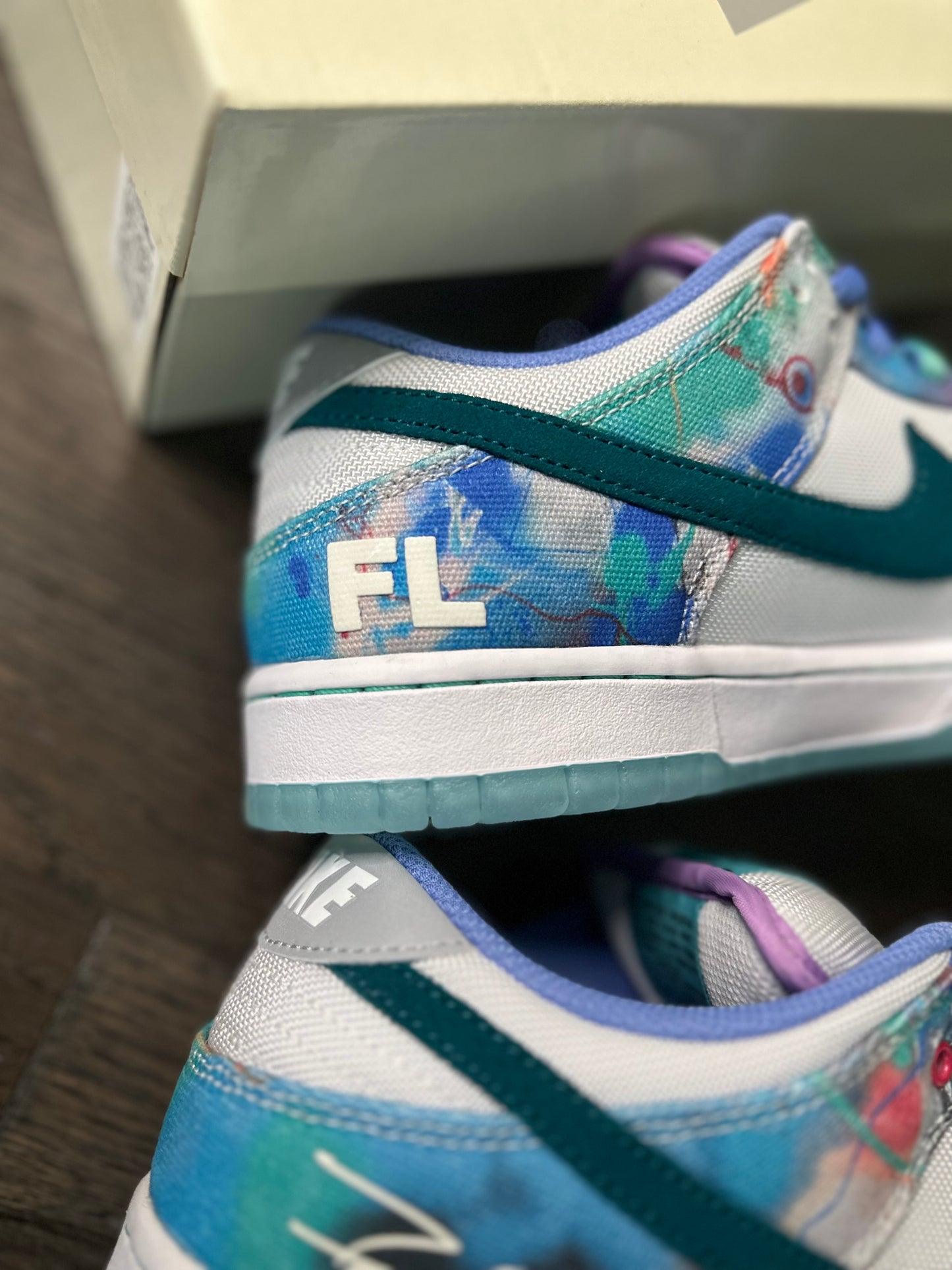 Nike SB Dunk Low “Futura Laboratories Bleached Aqua”