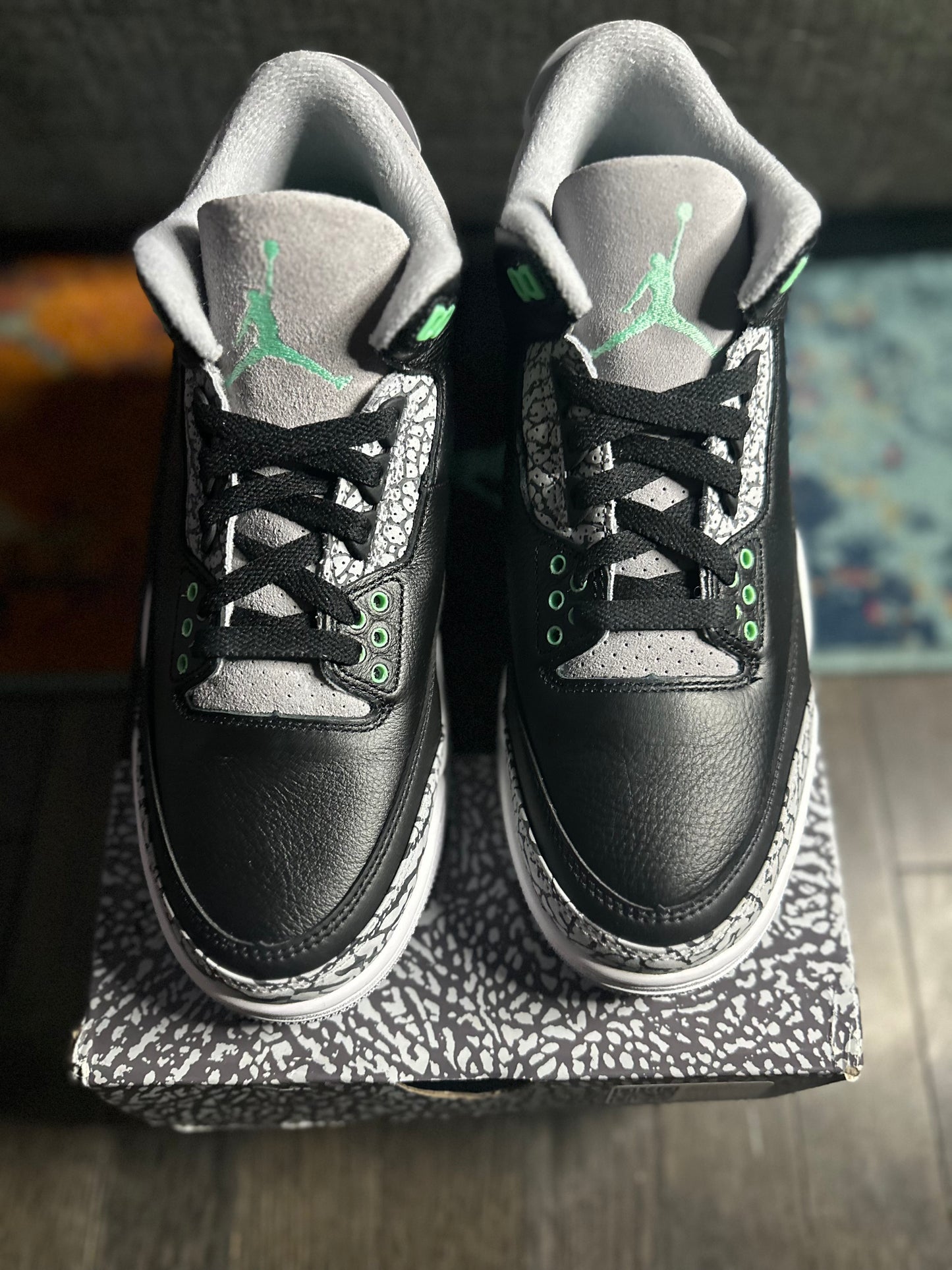 Jordan 3 Retro “Green Glow”