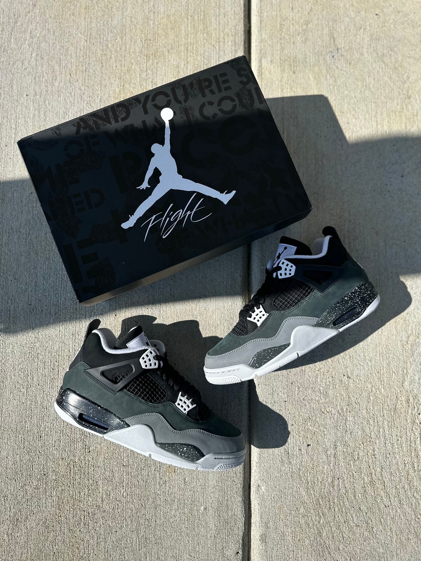 Jordan 4 Retro “Fear”