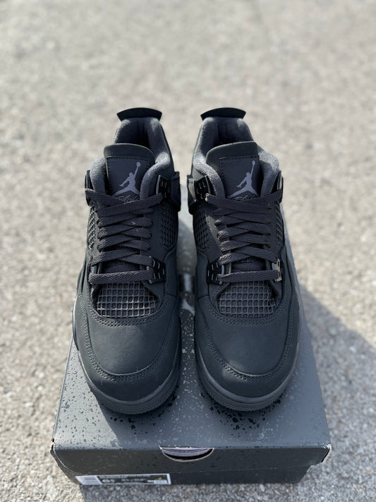 Jordan 4 Retro “Black Cat” (2025)