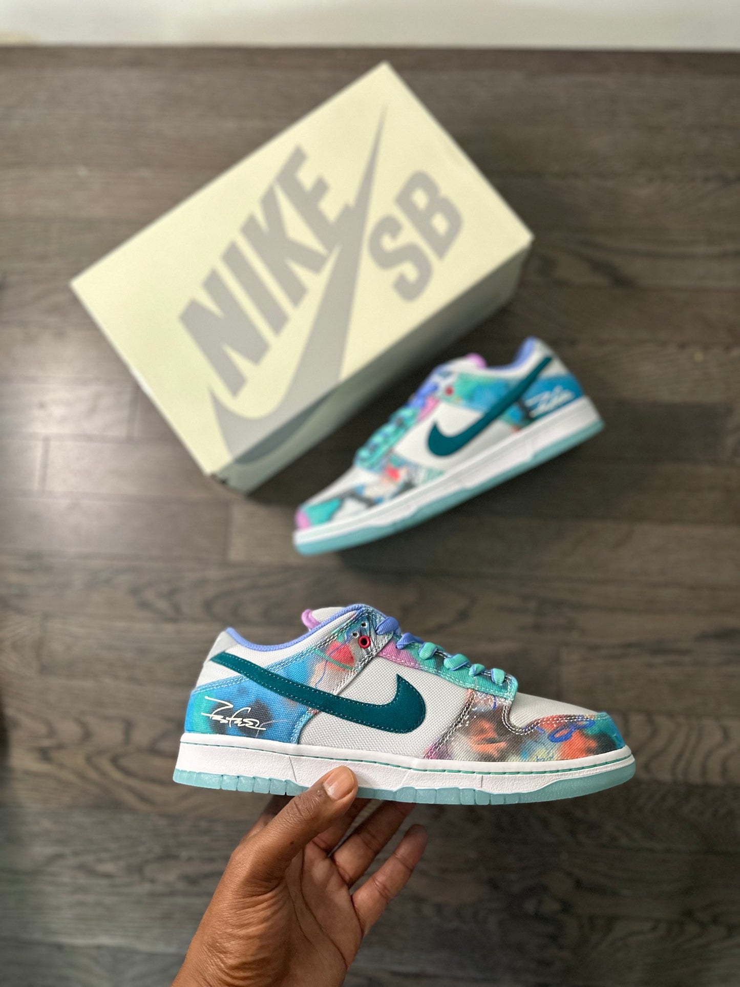 Nike SB Dunk Low “Futura Laboratories Bleached Aqua”