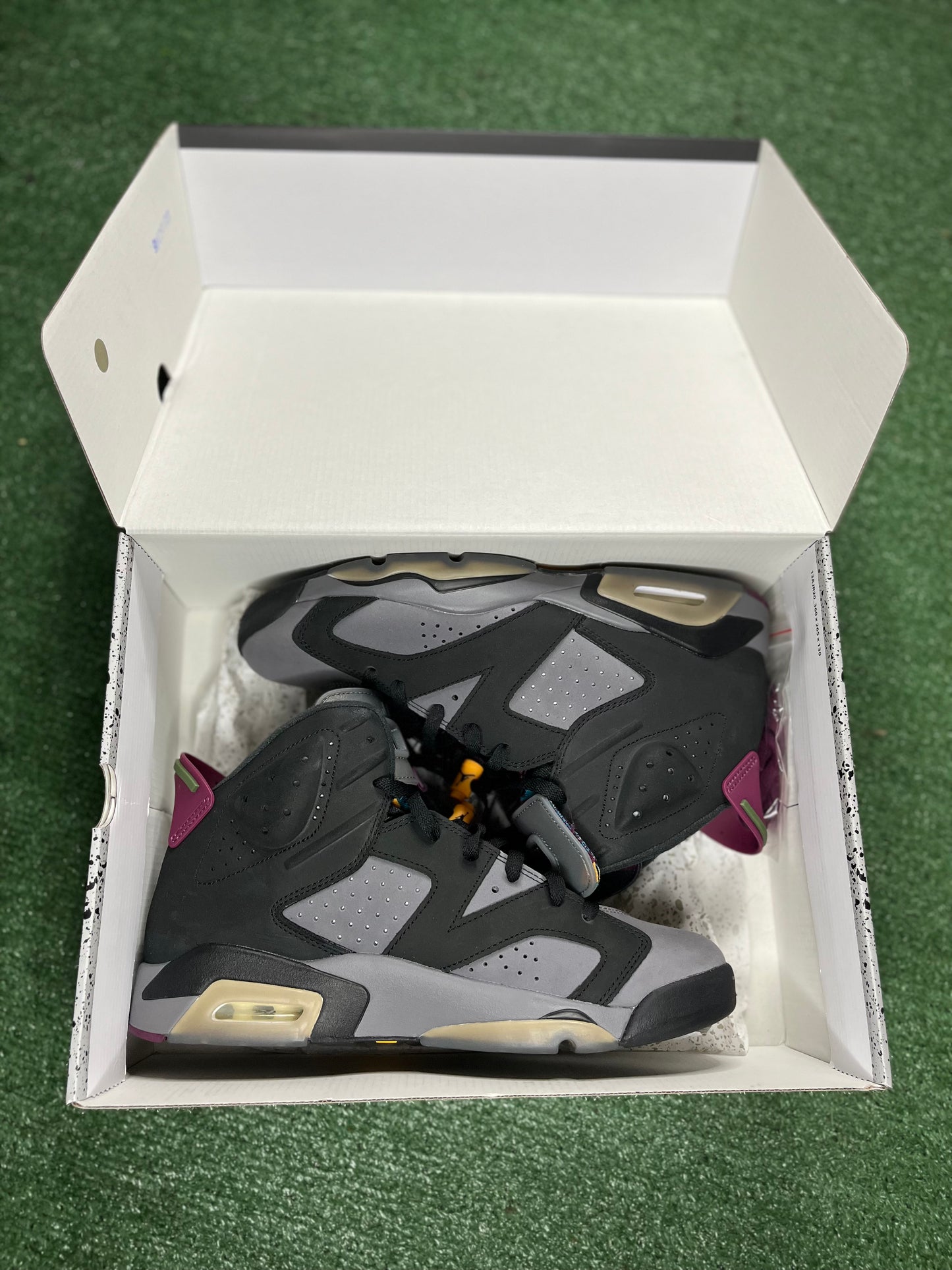 Air Jordan 6 Retro “Bordeaux”