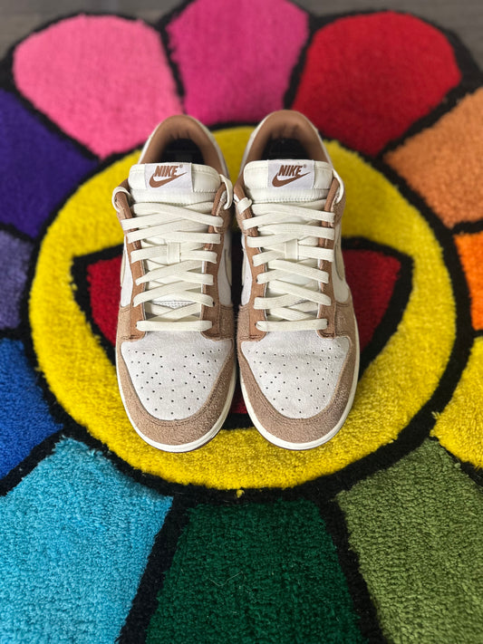 Nike Dunk Low “Medium Curry”