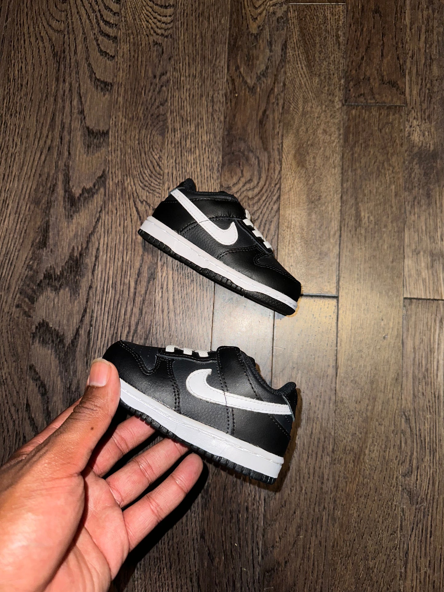 Dunk Low “ Black White”