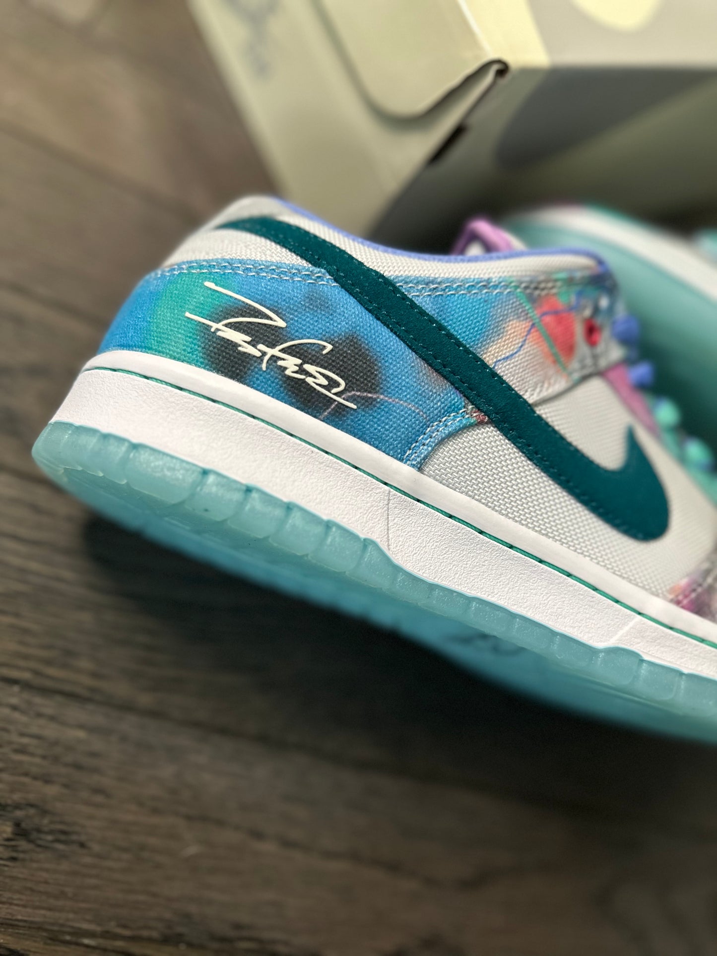 Nike SB Dunk Low “Futura Laboratories Bleached Aqua”