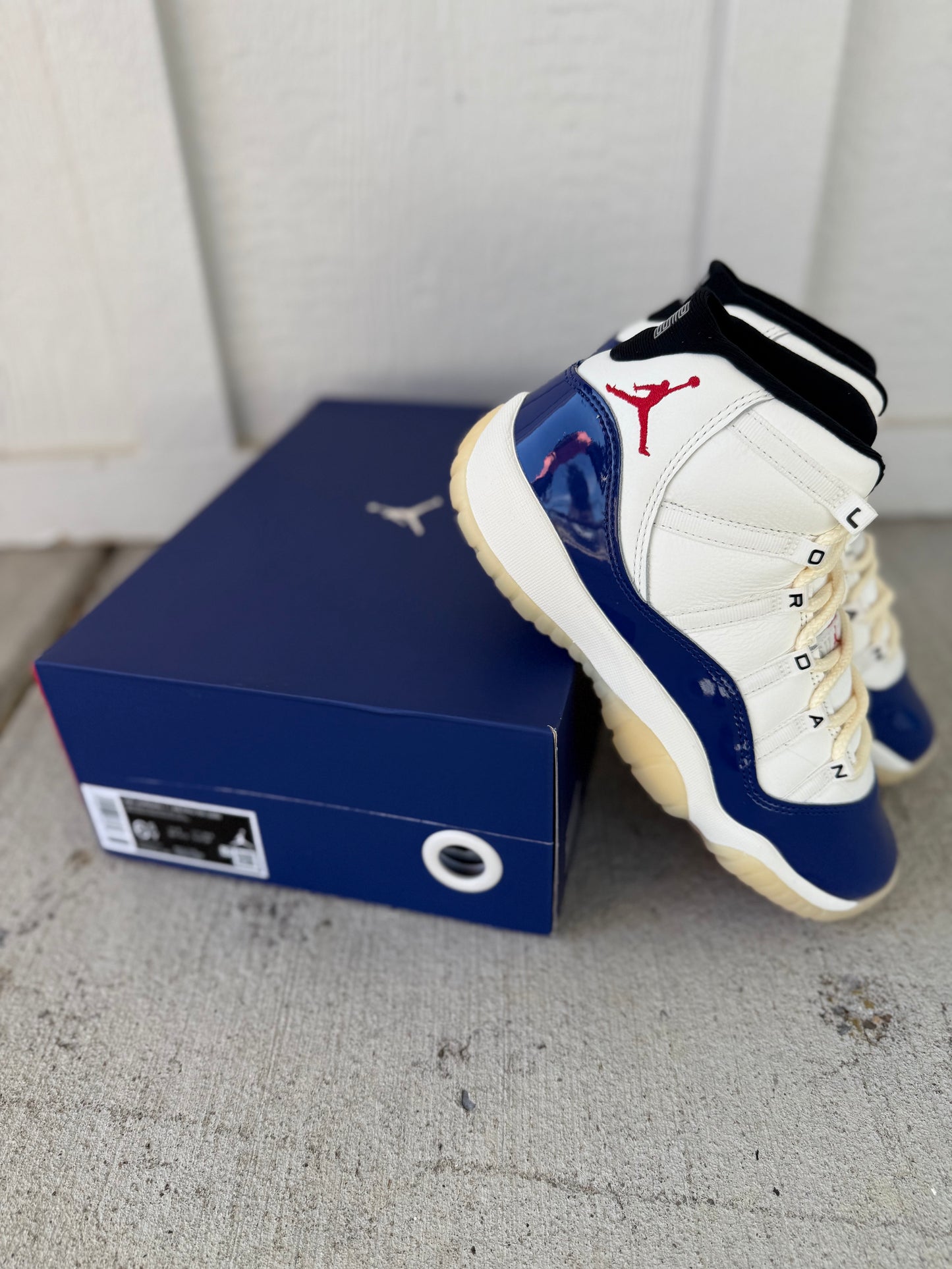 Jordan 11 Retro “Rare Air”