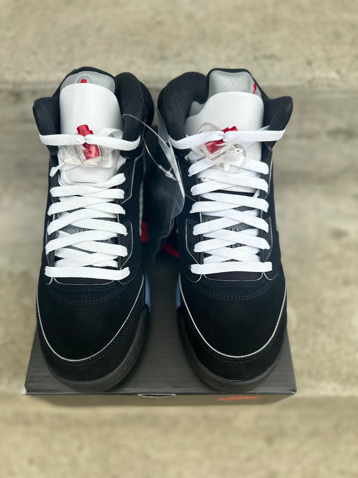 Jordan 5 Retro OG “Black Metallic Reimagined”
