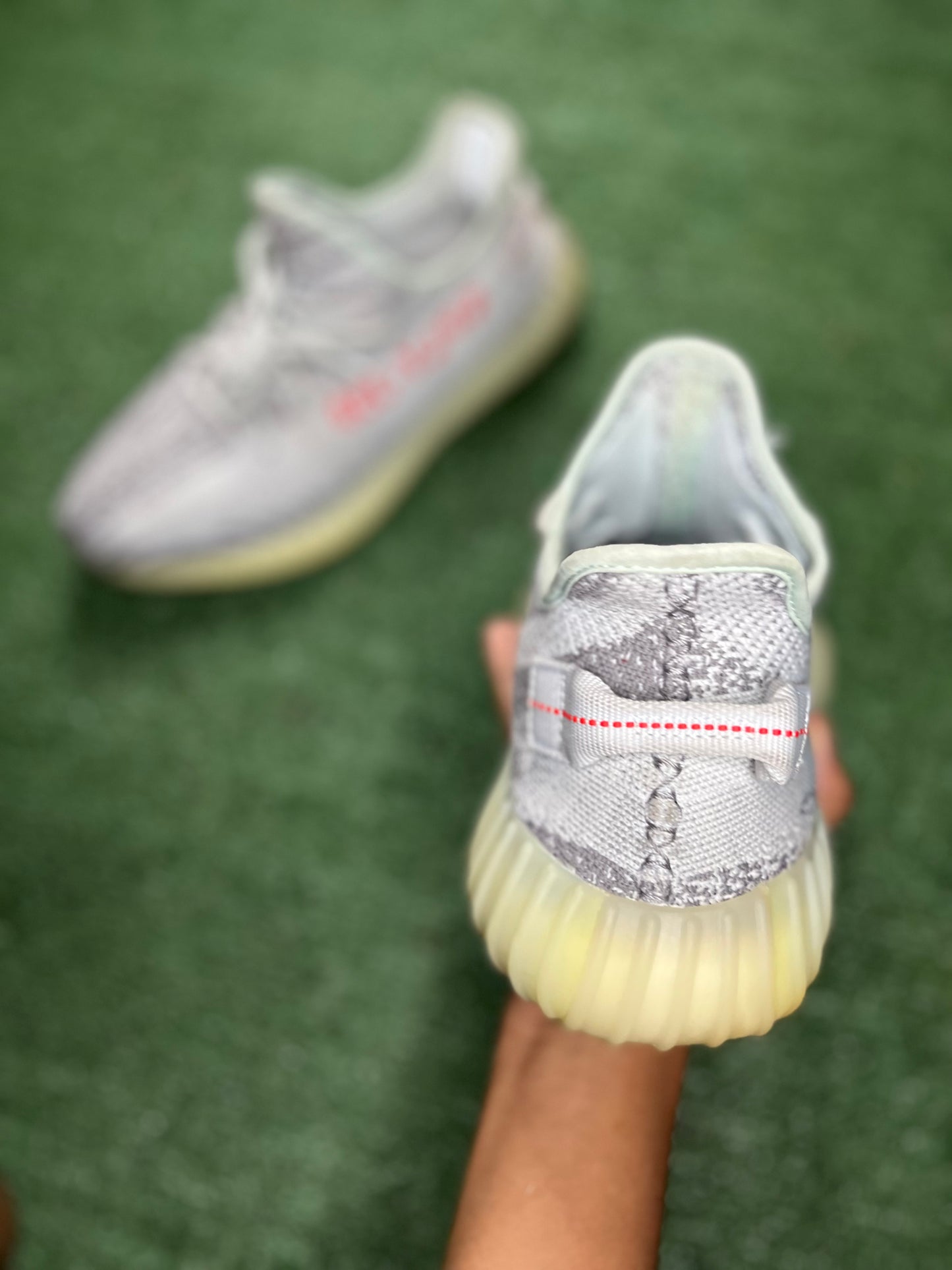 Yeezy  Boost 350 V2
“Blue Tint”