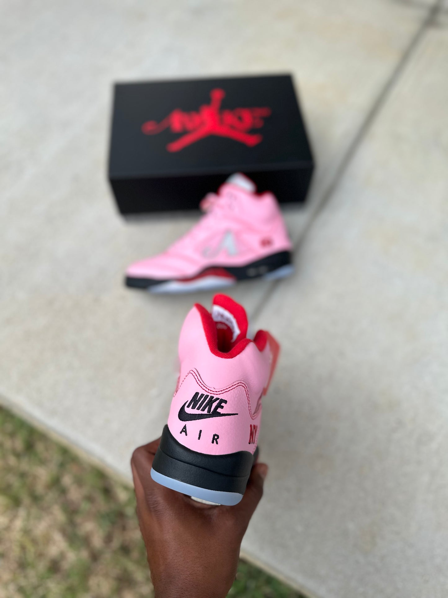 Jordan 5 Retro “Awake NY Arctic Pink” 0001/7000