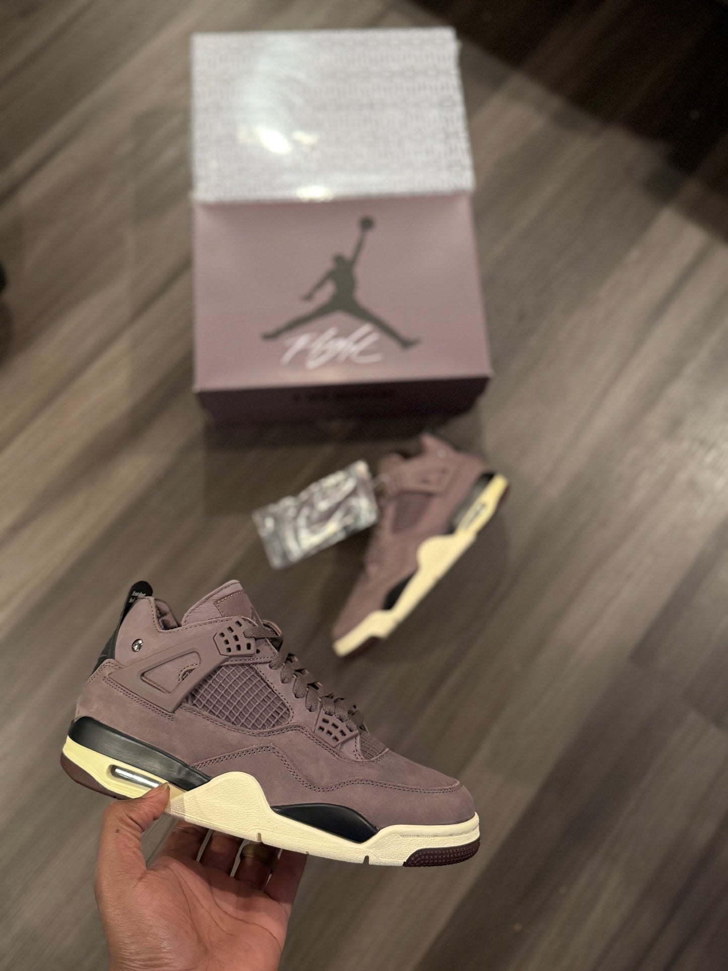 Jordan 4 Retro SP “A Ma Manière Violet Ore”