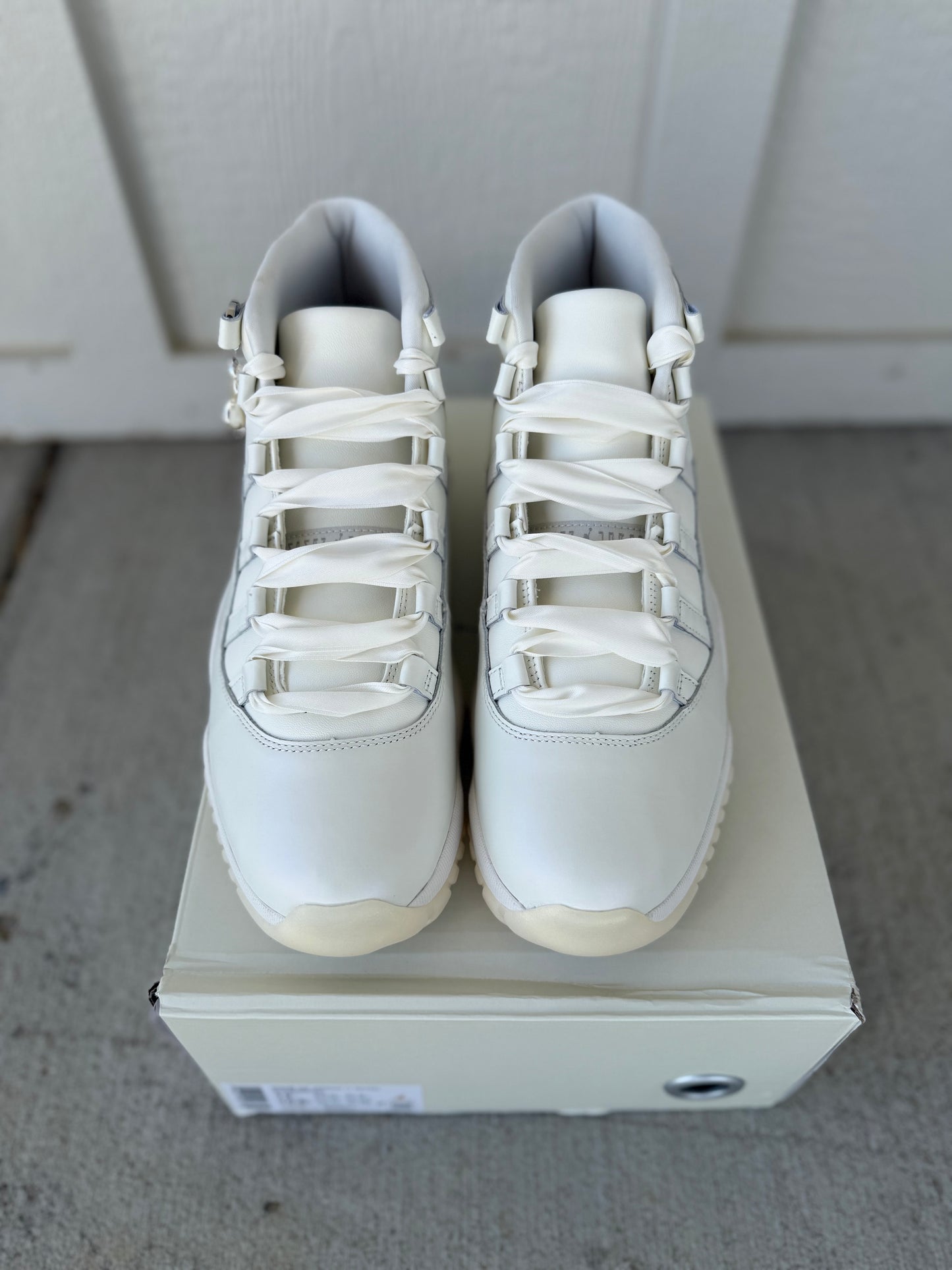 Jordan 11 Retro “Pearl” (W)