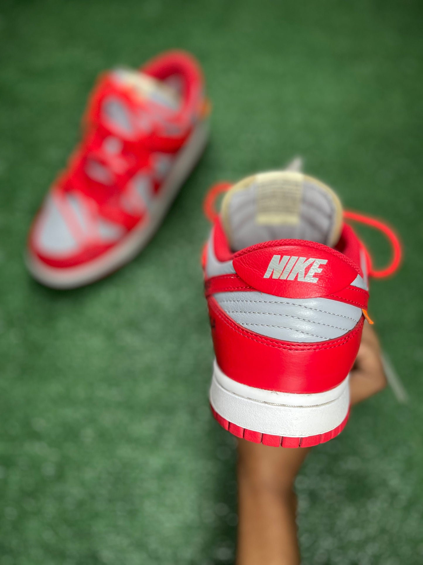 Off-White X Nike Dunk Low 
“University Red”