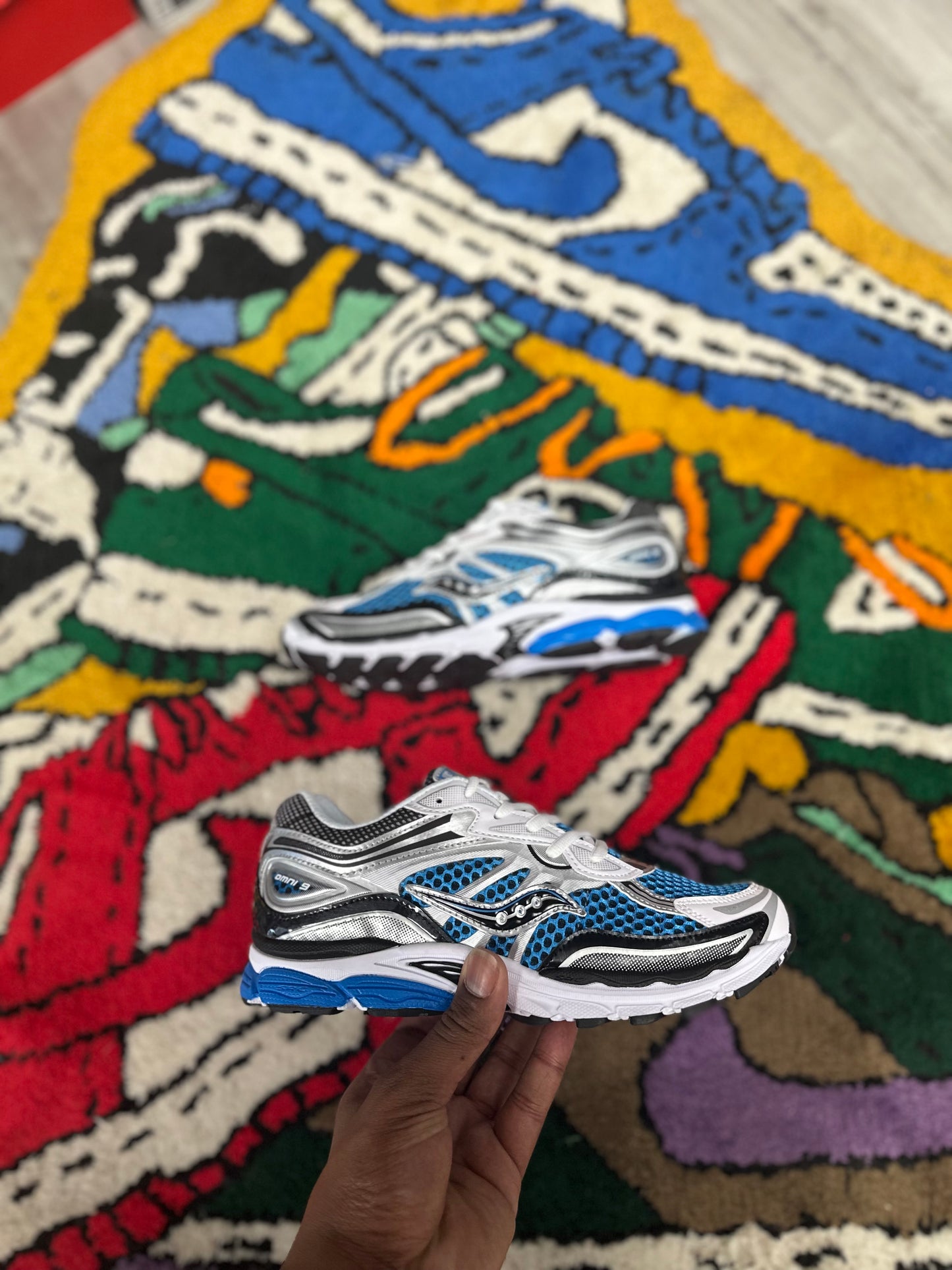 Saucony Progrid Omni 9 “Royal Silver”