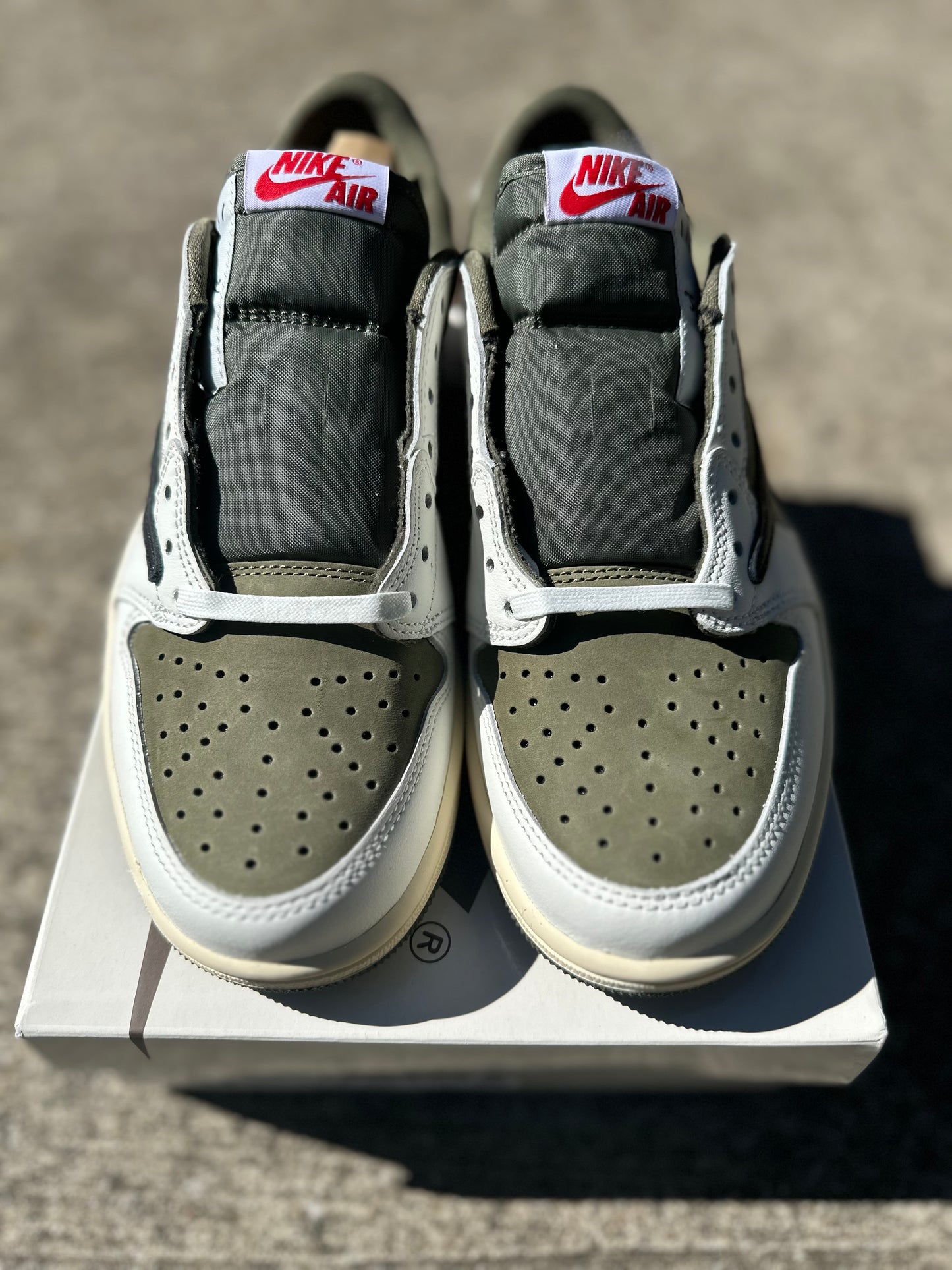 Jordan 1 Retro Low OG SP “Travis Scott Medium Olive”