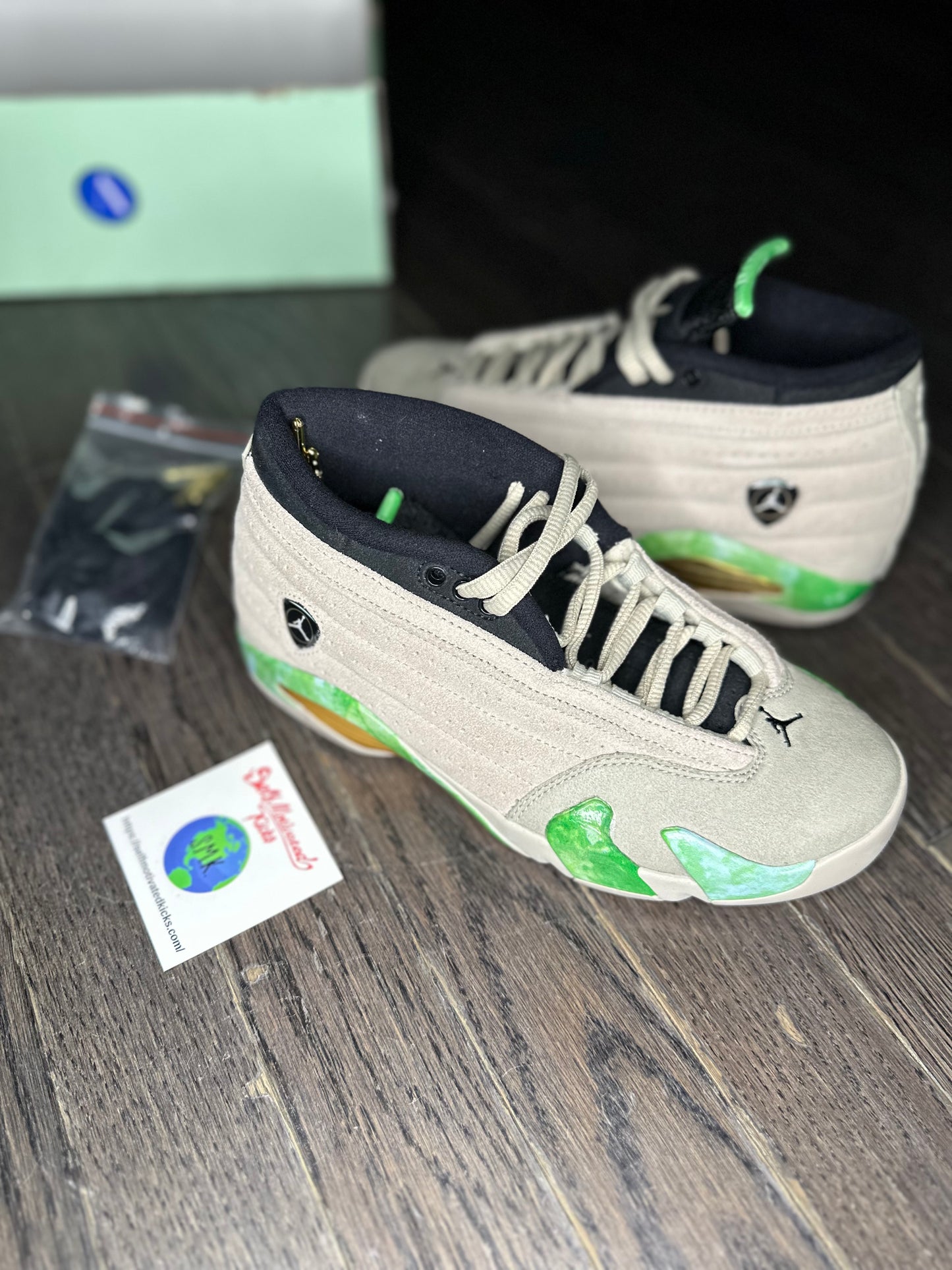 Jordan 14 Retro “Aleali May Fortune” (missing lid)