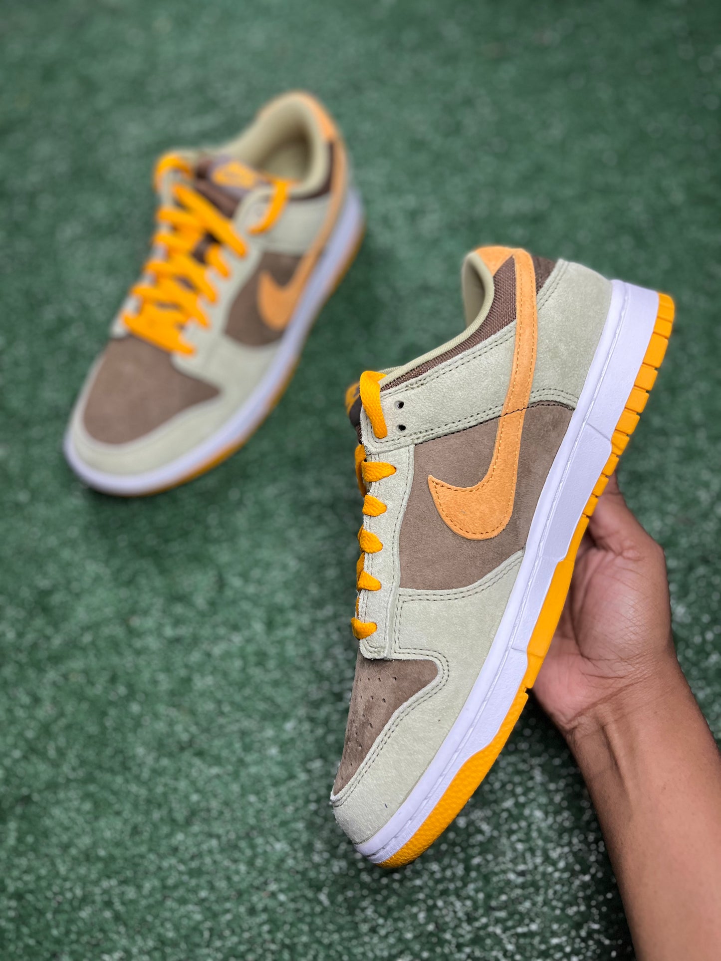 Nike Dunk Low SE“Dusty Olive”