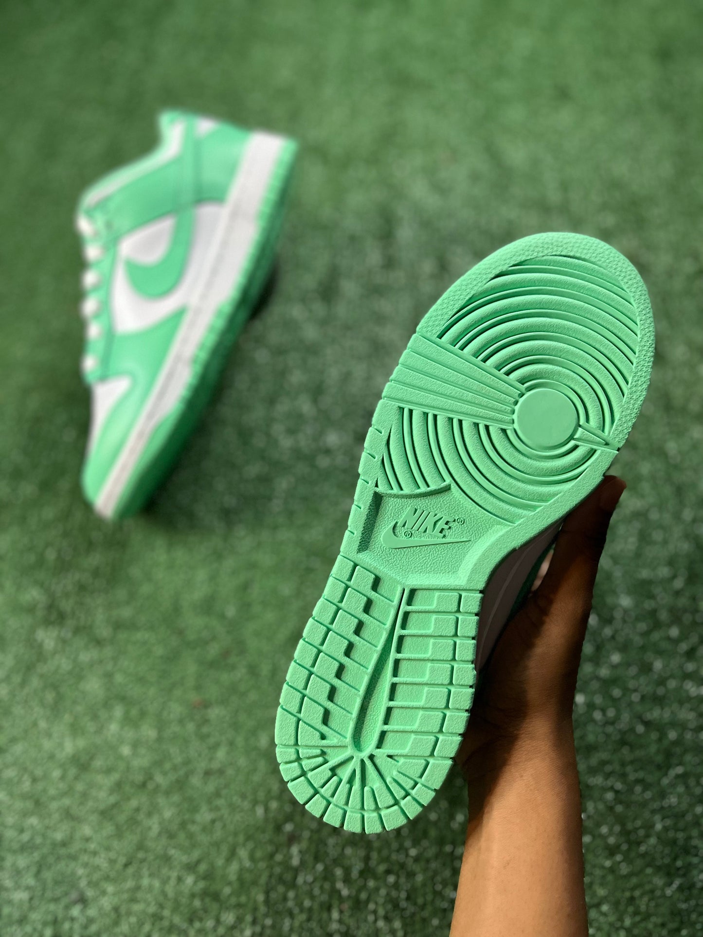 Nike Dunk Low “Green Glow”