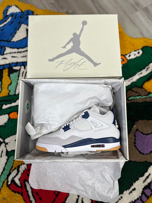 Jordan 4 Retro SB “Navy”