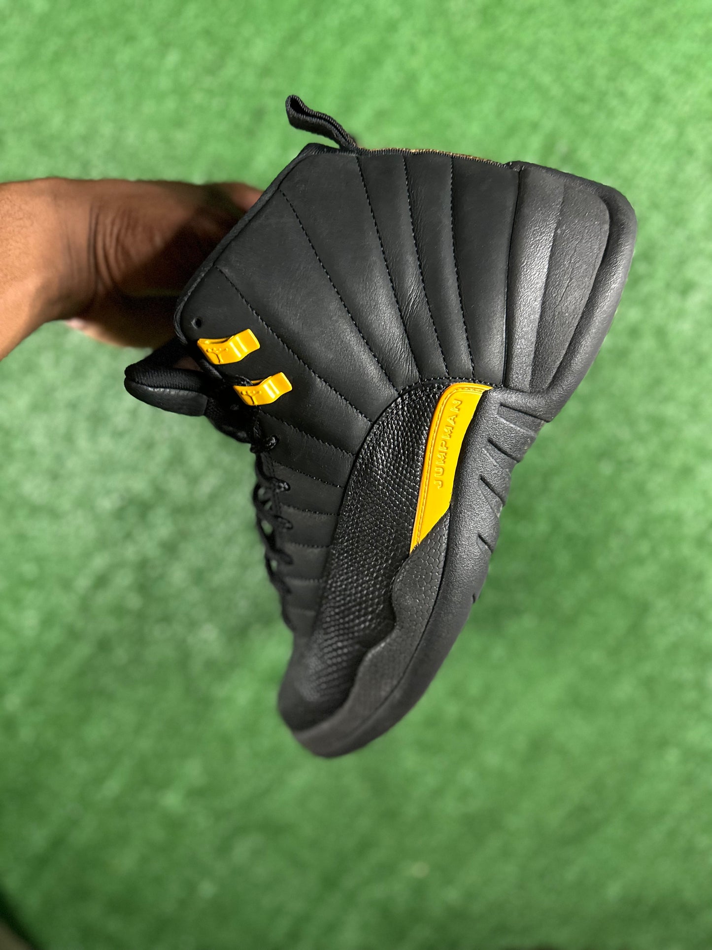 Air Jordan 12 Retro “Black Taxi”