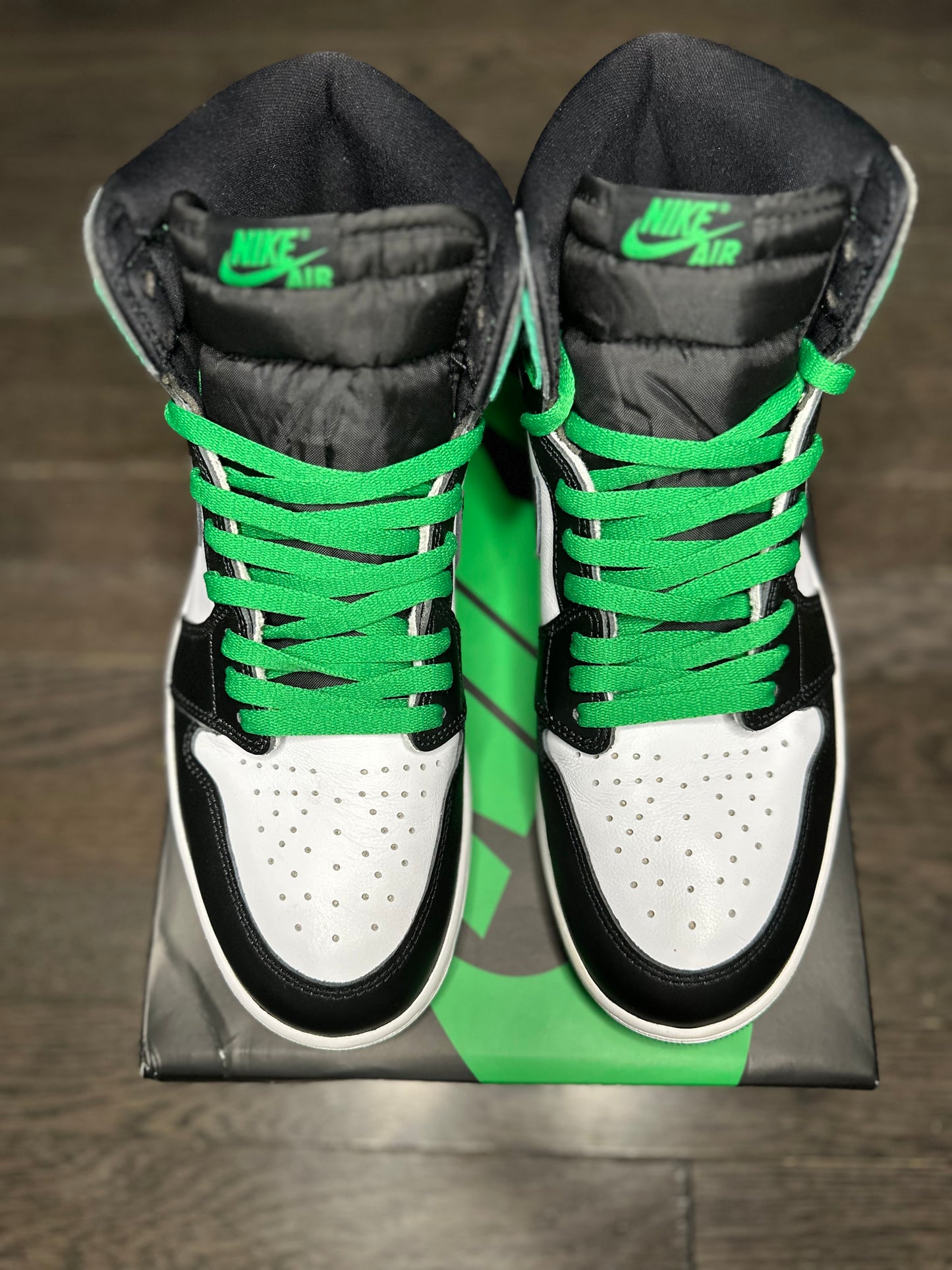 Air Jordan 1 Retro High OG “Lucky Green”