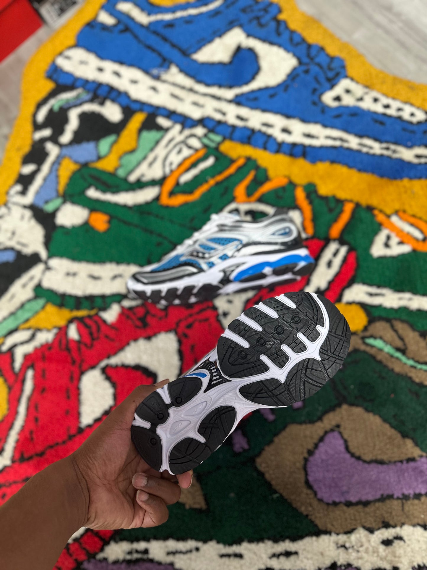 Saucony Progrid Omni 9 “Royal Silver”