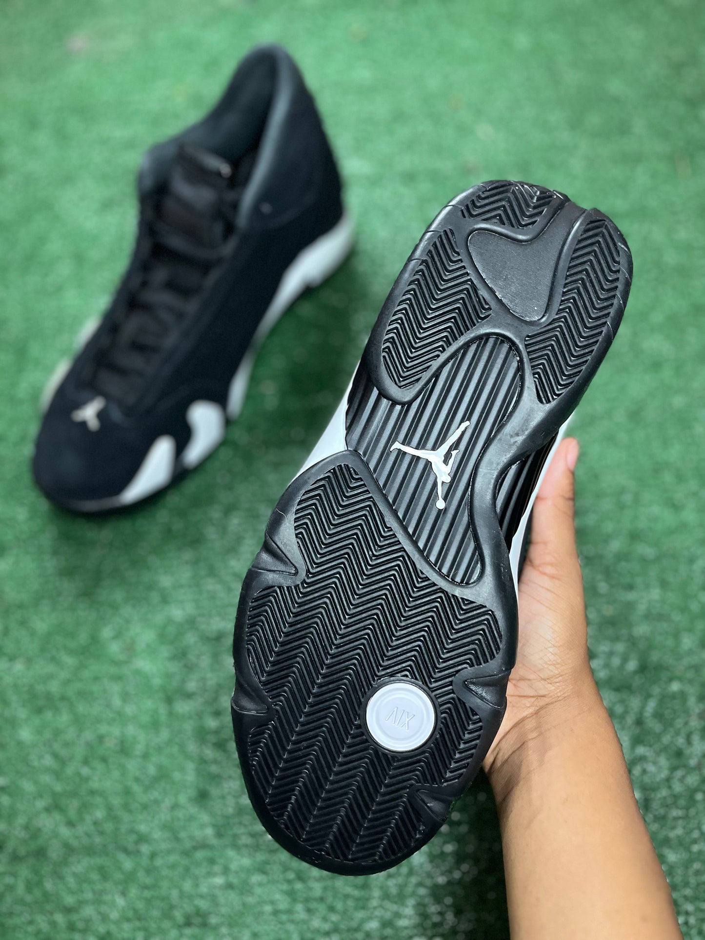 Air Jordan 14 Retro “Black White”