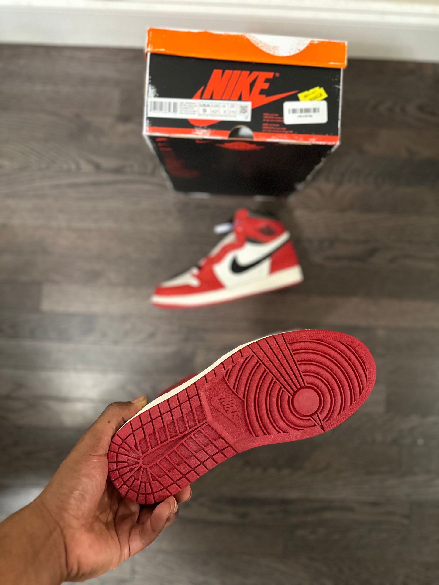 Air Jordan 1 Retro High OG “ Chicago Lost And Found”