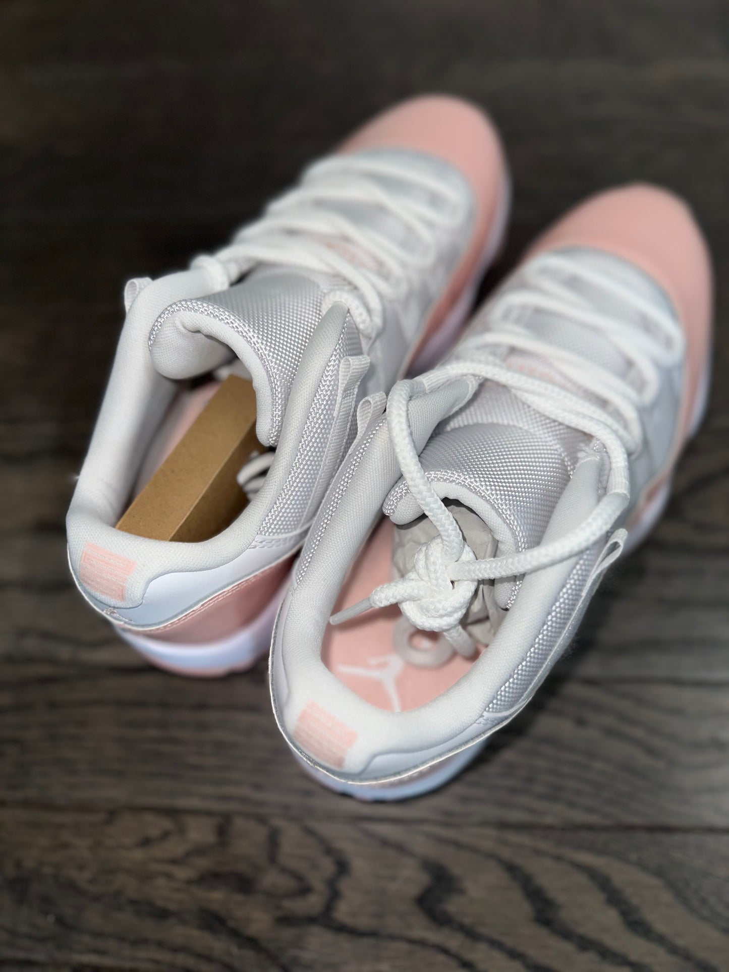 Jordan 11 Retro Low “Legend Pink”