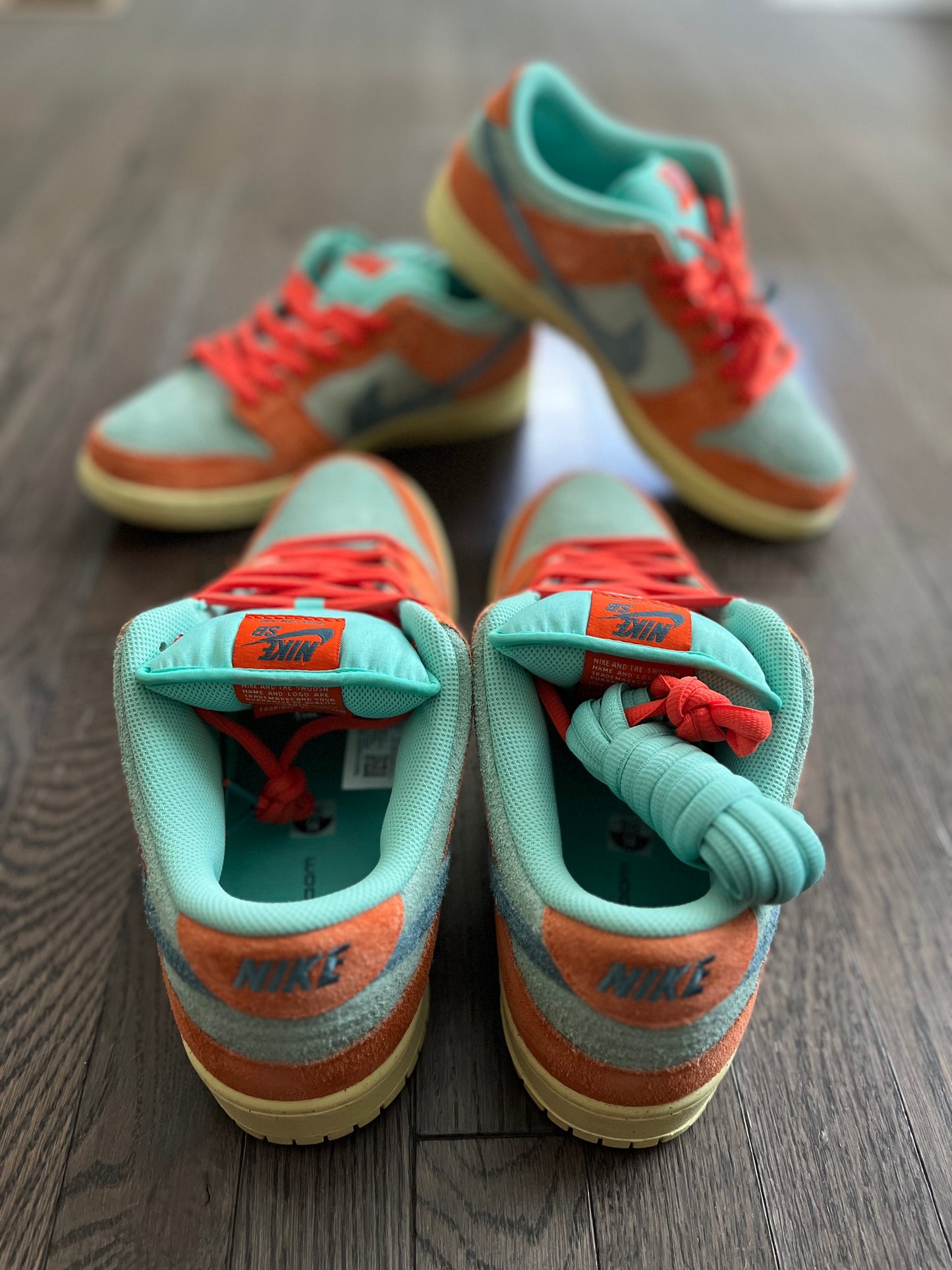 Nike Dunk Low SB “Orange Emerald Rise”